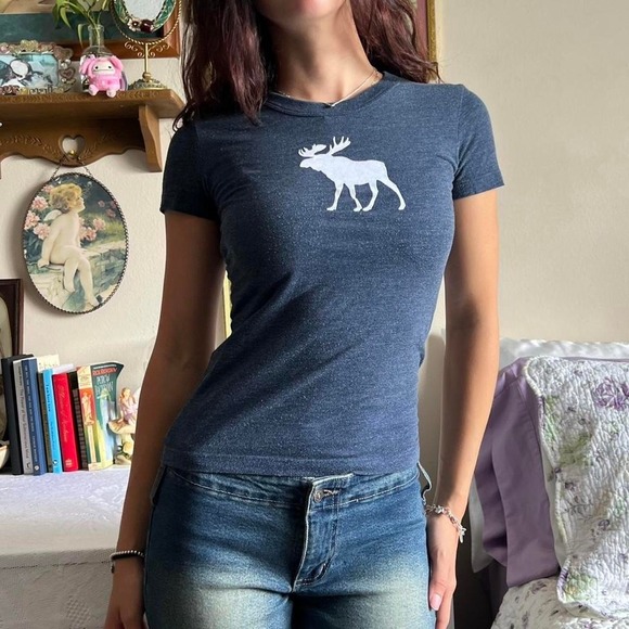 Abercrombie & Fitch Tops - Vintage Abercrombie & Fitch Moose Fitted Baby Tee Navy Blue XS 2000s Y2K